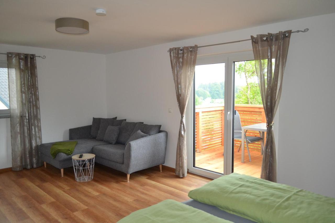Apartament Biohof Auinger, Der Tiererlebnishof Aurach am Hongar Zewnętrze zdjęcie