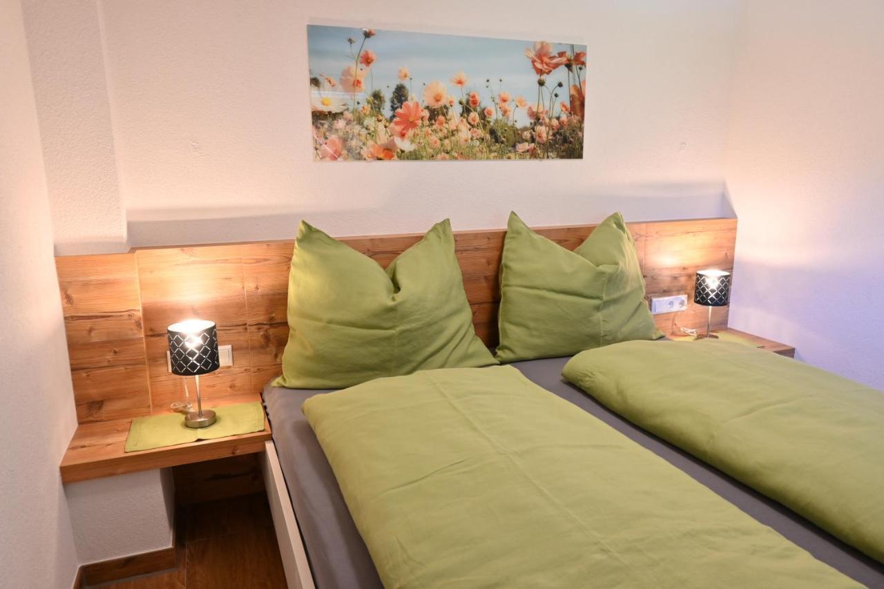 Apartament Biohof Auinger, Der Tiererlebnishof Aurach am Hongar Zewnętrze zdjęcie