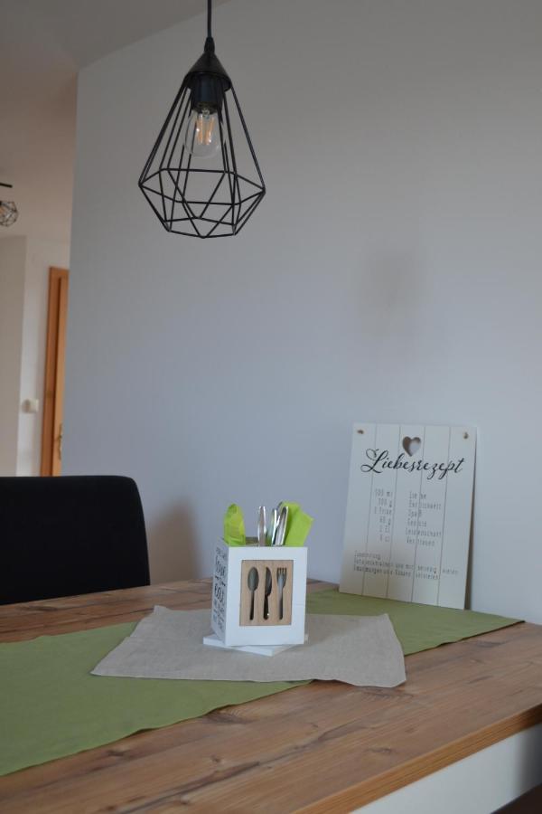 Apartament Biohof Auinger, Der Tiererlebnishof Aurach am Hongar Zewnętrze zdjęcie
