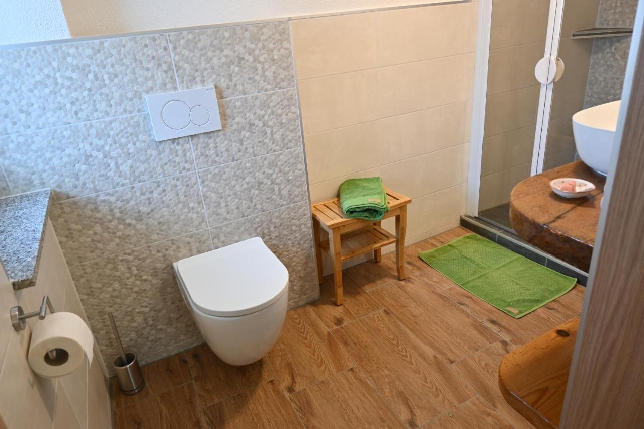 Apartament Biohof Auinger, Der Tiererlebnishof Aurach am Hongar Zewnętrze zdjęcie