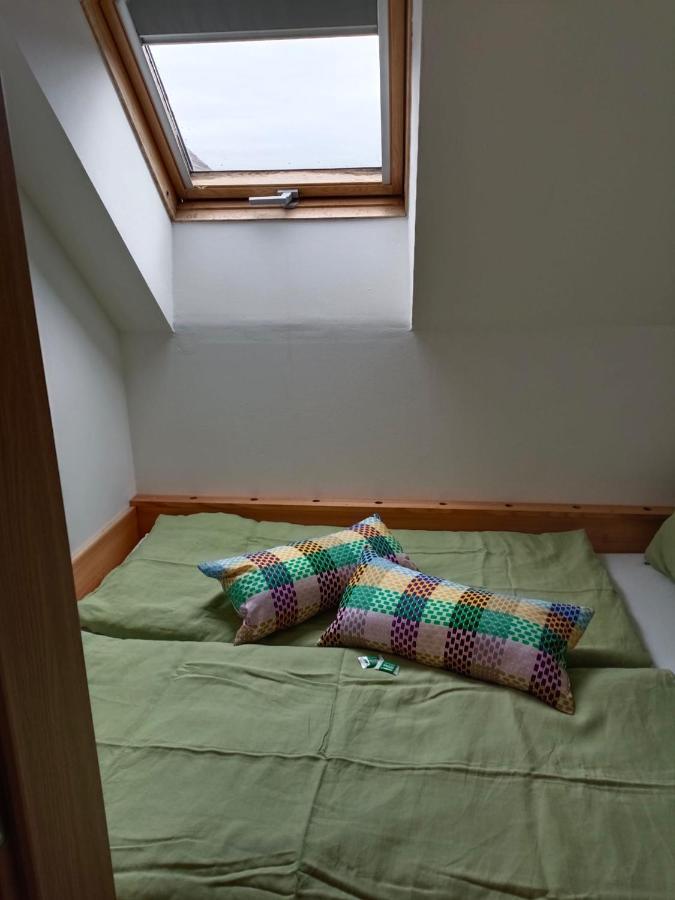 Apartament Biohof Auinger, Der Tiererlebnishof Aurach am Hongar Zewnętrze zdjęcie